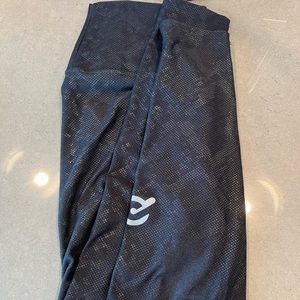 Snakeskin Black Peloton leggings